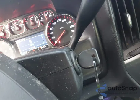 2015 Chevrolet Silverado 1500 1Lt/2Lt z USA, uszkodzony, nr VIN 3GCUKREC6FG392618